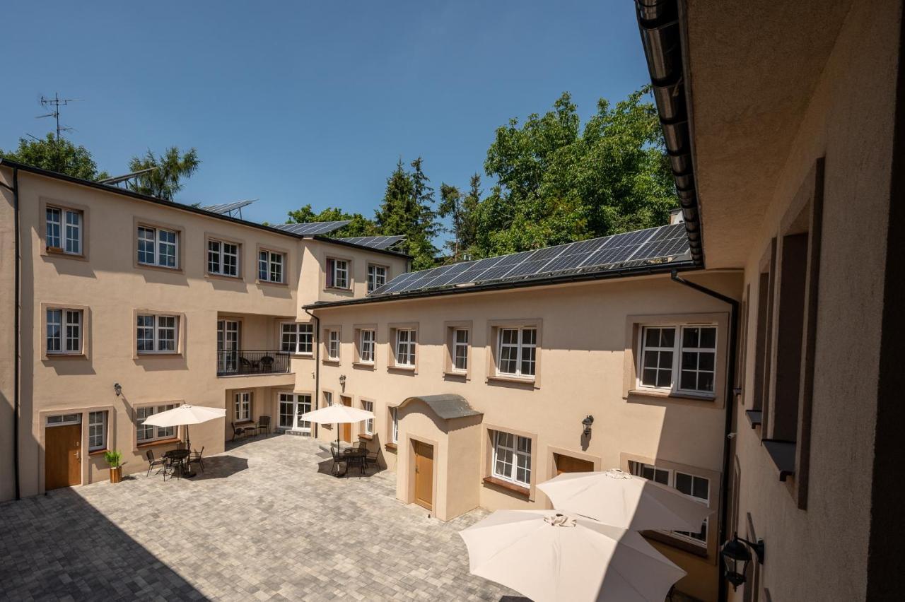 ריבניק Central Platinum Apartments מראה חיצוני תמונה